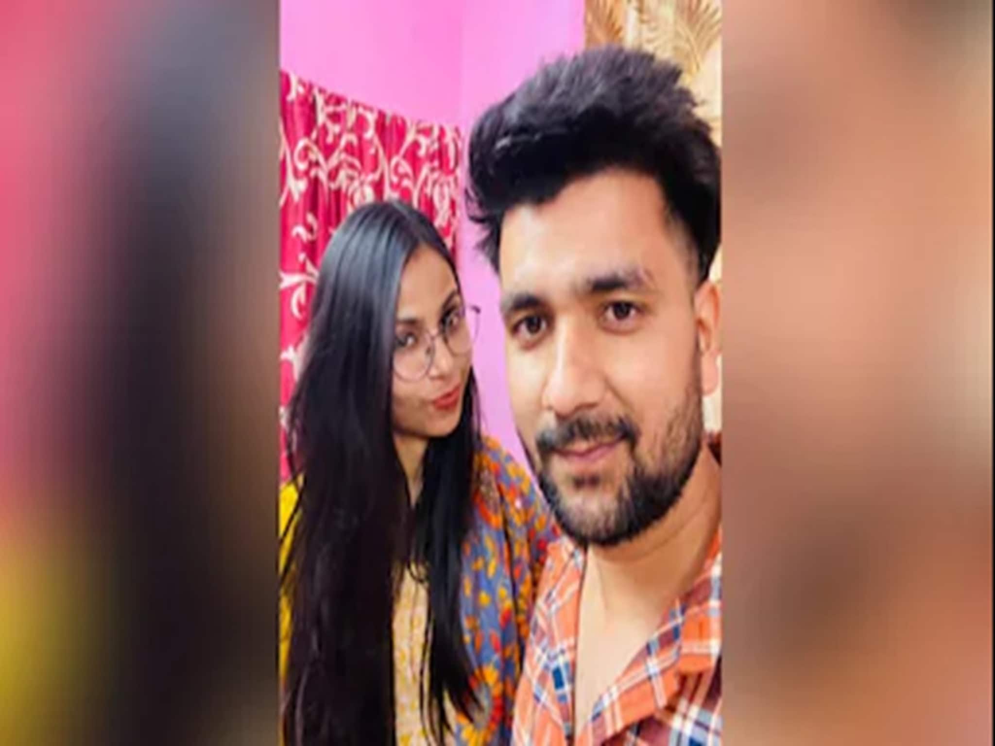 ভ্যালেন্টাইন্স ডে-তেই ১৫ বছরের সম্পর্কের ভয়ঙ্কর পরিণতি! নয়ডায় গাড়ির ভিতরে যুগলের দেহ ভ্যালেন্টাইন্স ডে-তেই ১৫ বছরের সম্পর্কের ভয়ঙ্কর পরিণতি! নয়ডায় গাড়ির ভিতরে যুগলের দেহ