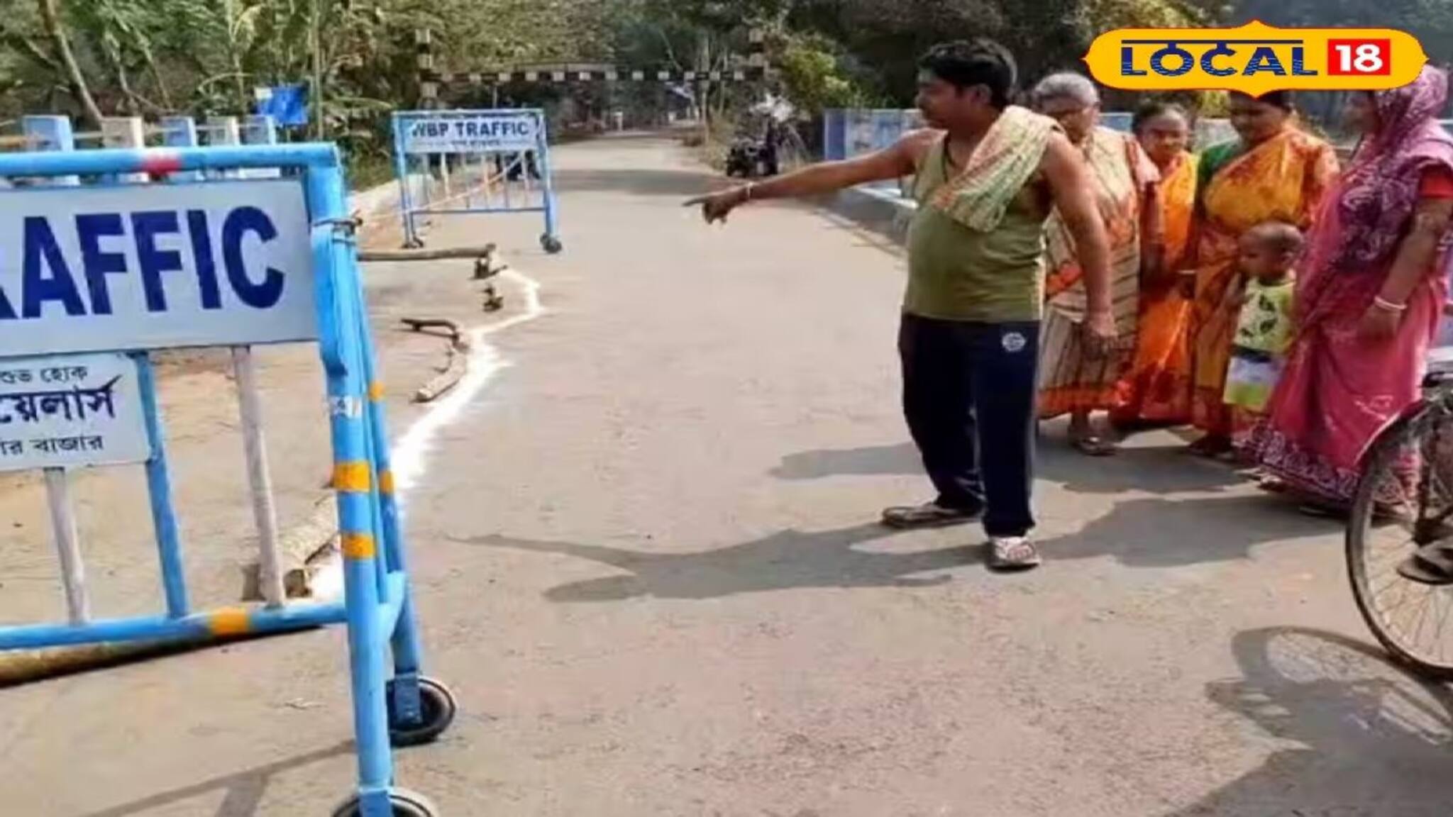 ব্রিজে যেন সিনেমার দৃশ্য, এলোপাথাড়ি কোপে মহিলার শরীর থেকে হাত আলাদা! শিউরে উঠছে বনগাঁ