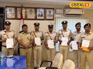 সম্মানিত পুলিশকর্মীরা