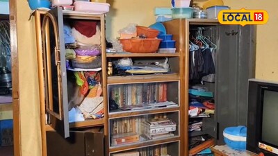 আলমারি ভেঙে লুটপাট চালানো হয়েছে