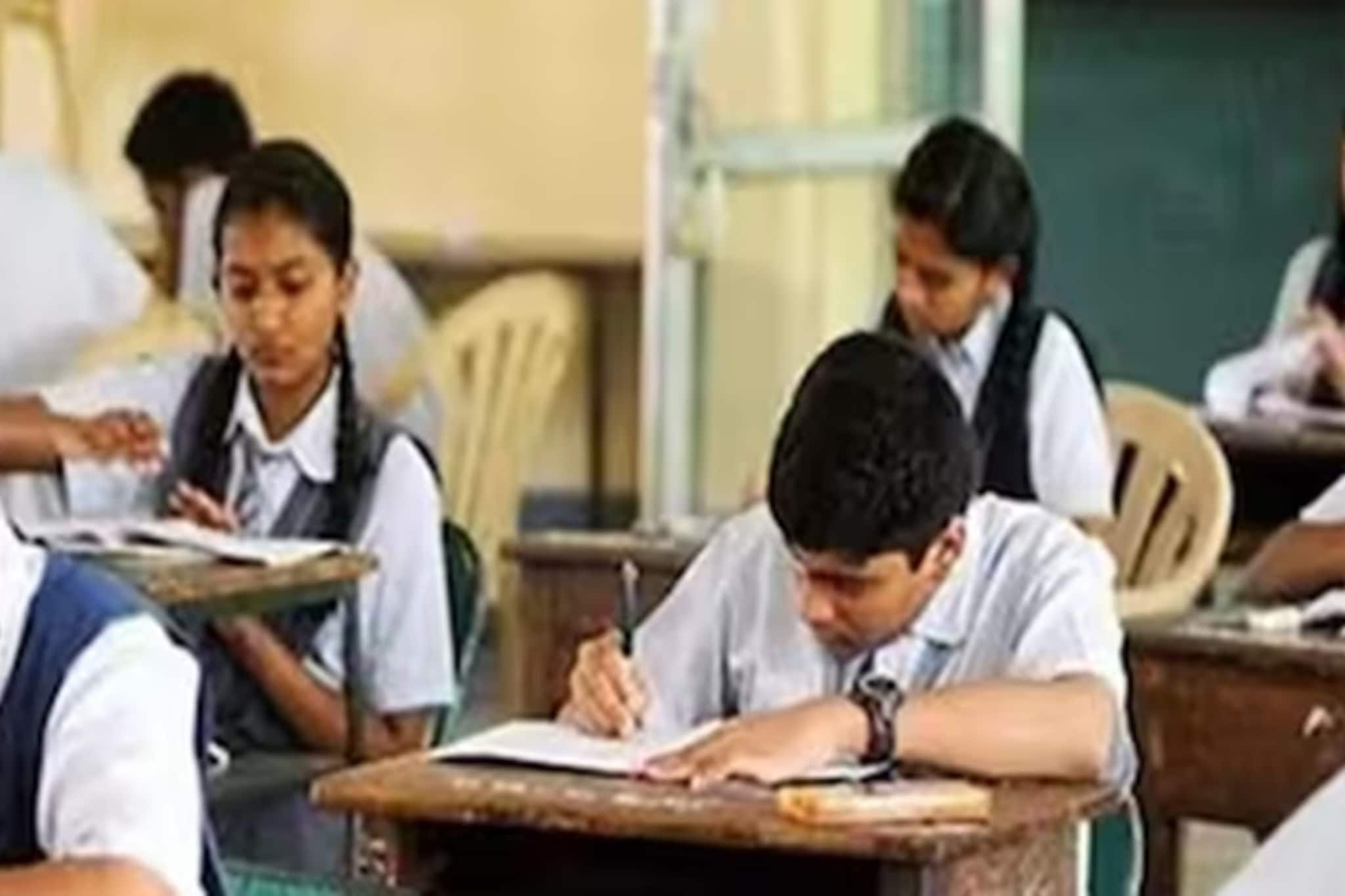 দশম শ্রেণির বোর্ড পরীক্ষা মেয়ের, খুনের দায়ে জেলে বাবা! জামিনের নির্দেশ ওড়িশা হাইকোর্টের দশম শ্রেণির বোর্ড পরীক্ষা মেয়ের, খুনের দায়ে জেলে বাবা! জামিনের নির্দেশ ওড়িশা হাইকোর্টের