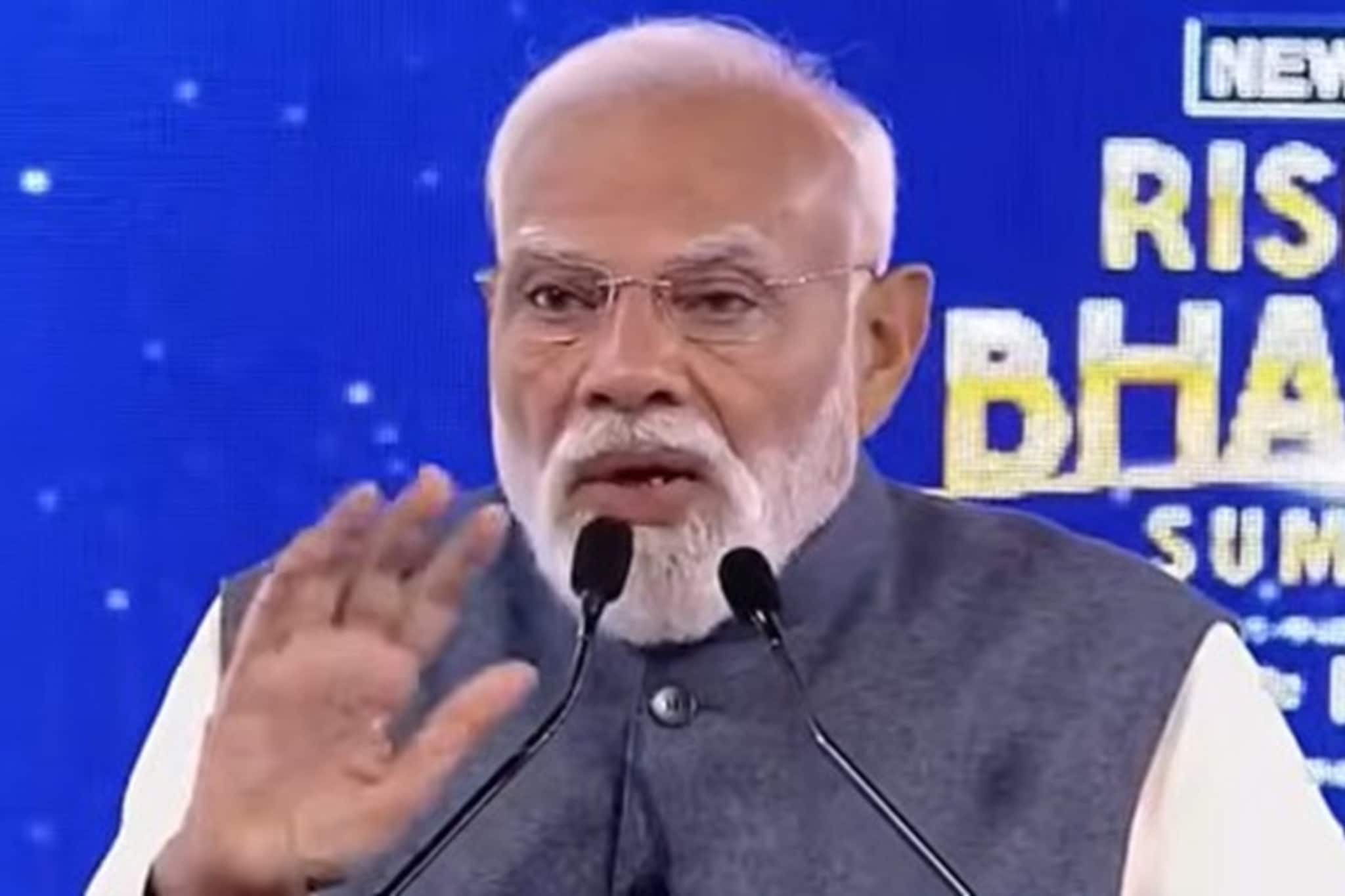 বাংলায় আয়ুষ্মান ভারত চালু না করা নিয়ে তোপ মোদির, নিউজ18 রাইজিং ভারত সামিটে কী বললেন তিনি? বাংলায় আয়ুষ্মান ভারত চালু না করা নিয়ে তোপ মোদির, নিউজ18 রাইজিং ভারত সামিটে কী বললেন তিনি?