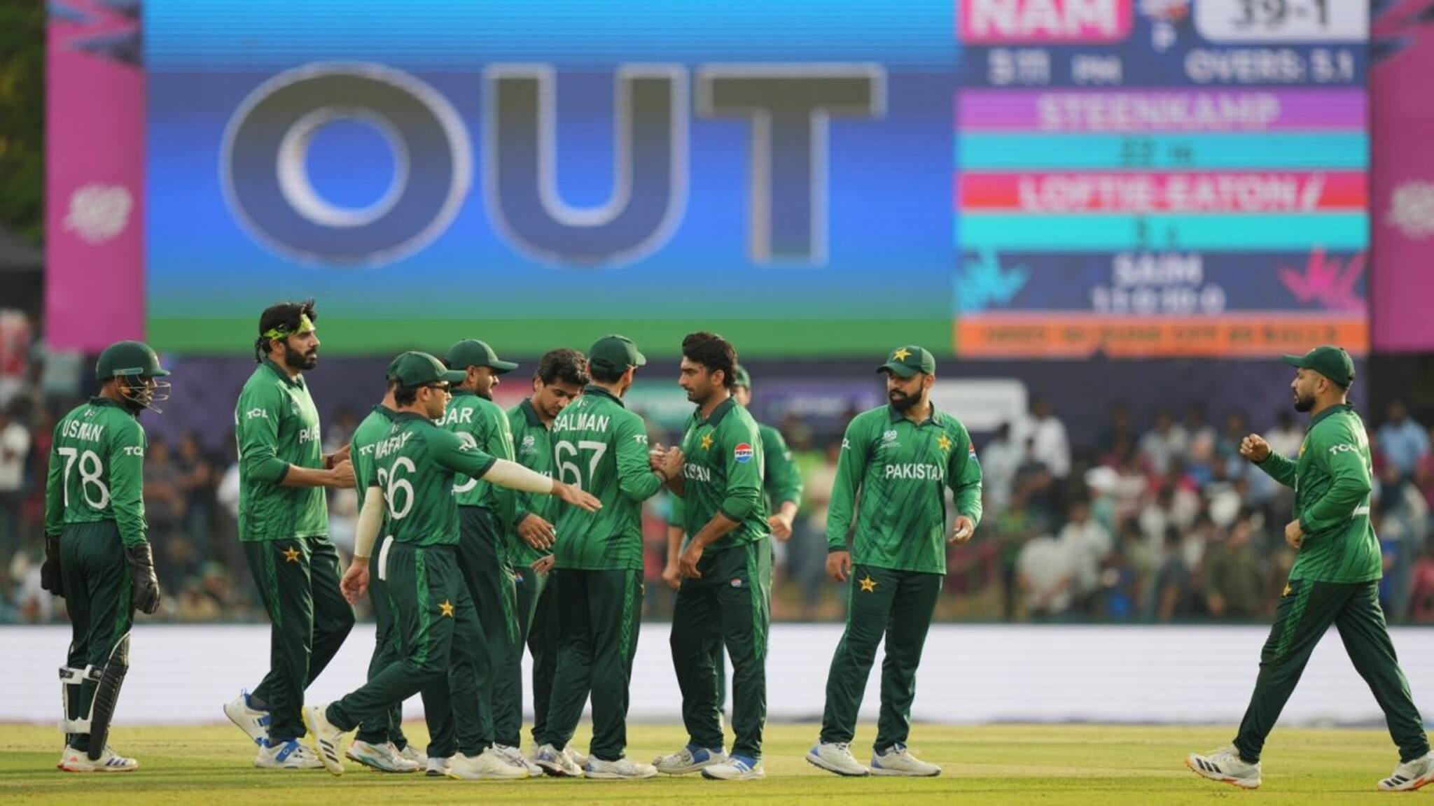 Explained: নিউজিল্যান্ডের হারে বেঁচে রইল পাকিস্তানের আশা, ১৩ ওভারে রান তাড়া না ৬৫ রানে জয়? কোন সমীকরণে সেমিফাইনালে যেতে পারে পাকিস্তান, জেনে নিন