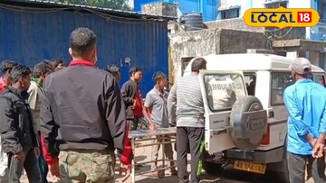 দুর্ঘটনায়