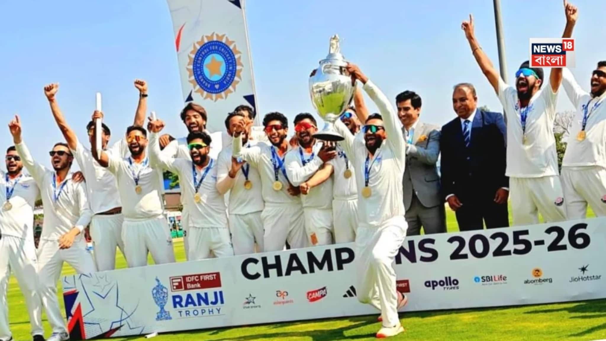 Huge Money and Job: ইতিহাস গড়া জম্মু-কাশ্মীরের ক্রিকেটারদের চাকরি, ২ কোটি টাকা, রনজি জয়ের পুরস্কারে ভাসছেন আকিব নবীরা Huge Money and Job: ইতিহাস গড়া জম্মু-কাশ্মীরের ক্রিকেটারদের চাকরি, ২ কোটি টাকা, রনজি জয়ের পুরস্কারে ভাসছেন আকিব নবীরা