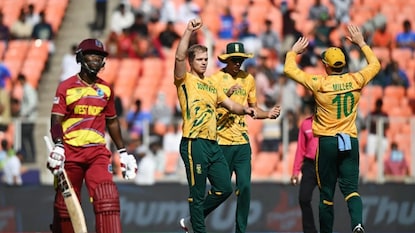 জিতল দক্ষিণ আফ্রিকা। জিতল দক্ষিণ আফ্রিকা।