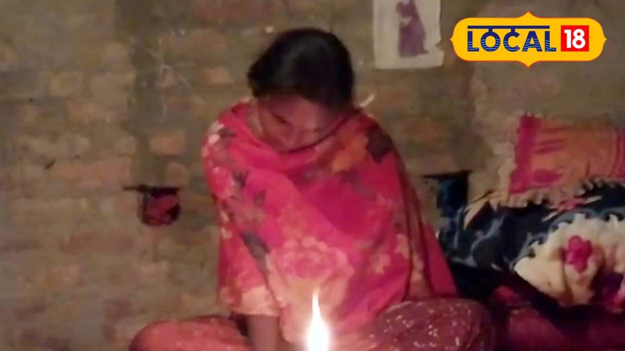 উচ্চ মাধ্যমিকের মাঝেই নয়া সমস্যা! লো ভোল্টেজে নাজেহাল কুলতলির দুই পঞ্চায়েতের পরীক্ষার্থীরা