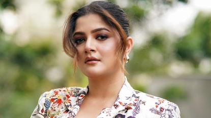 কী বললেন শ্রাবন্তী? Image: Facebook কী বললেন শ্রাবন্তী? Image: Facebook