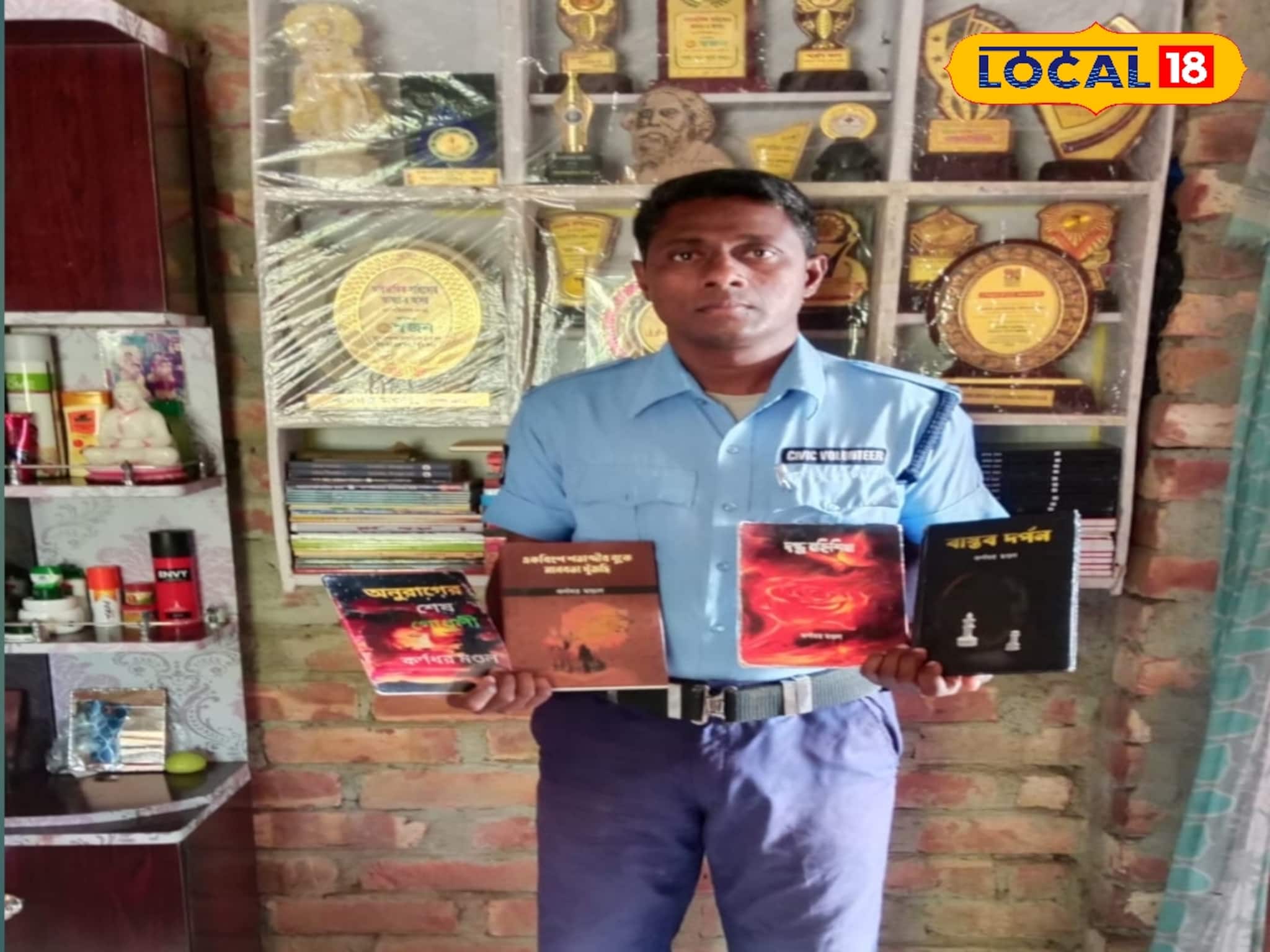 পেশায় সিভিক ভলান্টিয়ার, নেশায় সাহিত্যিক! ১৬০০ কবিতা, ৩০টি গল্প, ২টি উপন্যাসের স্রষ্টা পেশায় সিভিক ভলান্টিয়ার, নেশায় সাহিত্যিক! ১৬০০ কবিতা, ৩০টি গল্প, ২টি উপন্যাসের স্রষ্টা