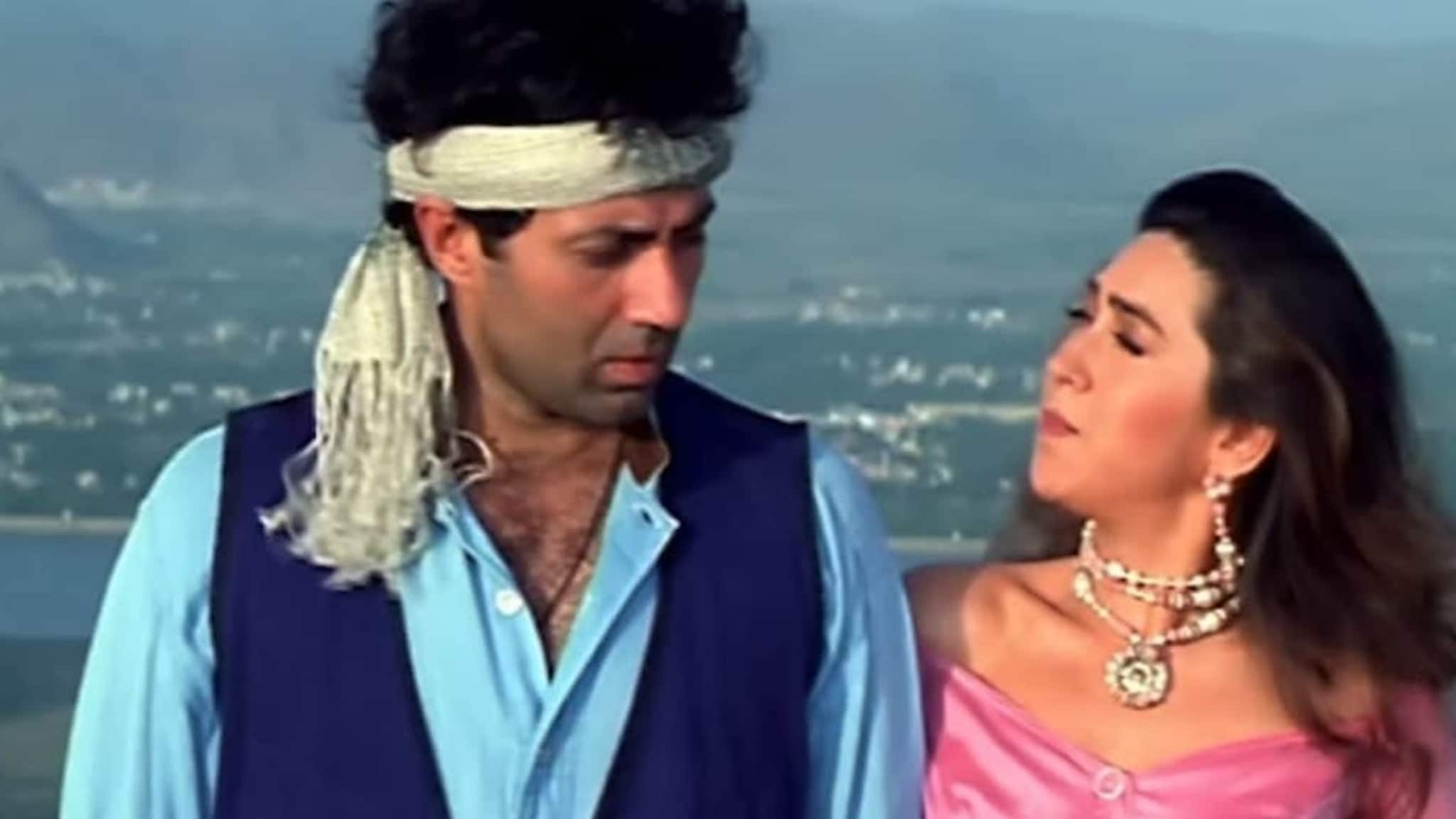 শরীরের ‘সুগন্ধ’ থেকেই প্রেমিকাকে চিনে নেওয়ার দাবি নায়কের...শানু-অলকার এই সুপারহিট গান আজও মন ছুঁয়ে যায়