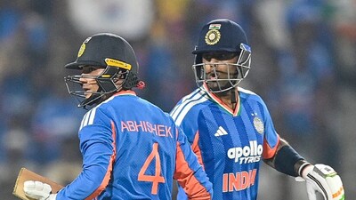 अभिषेक शर्मा पाकिस्तान के खिलाफ खेलेंगे: सूर्यकुमार यादव ने की पुष्टि.