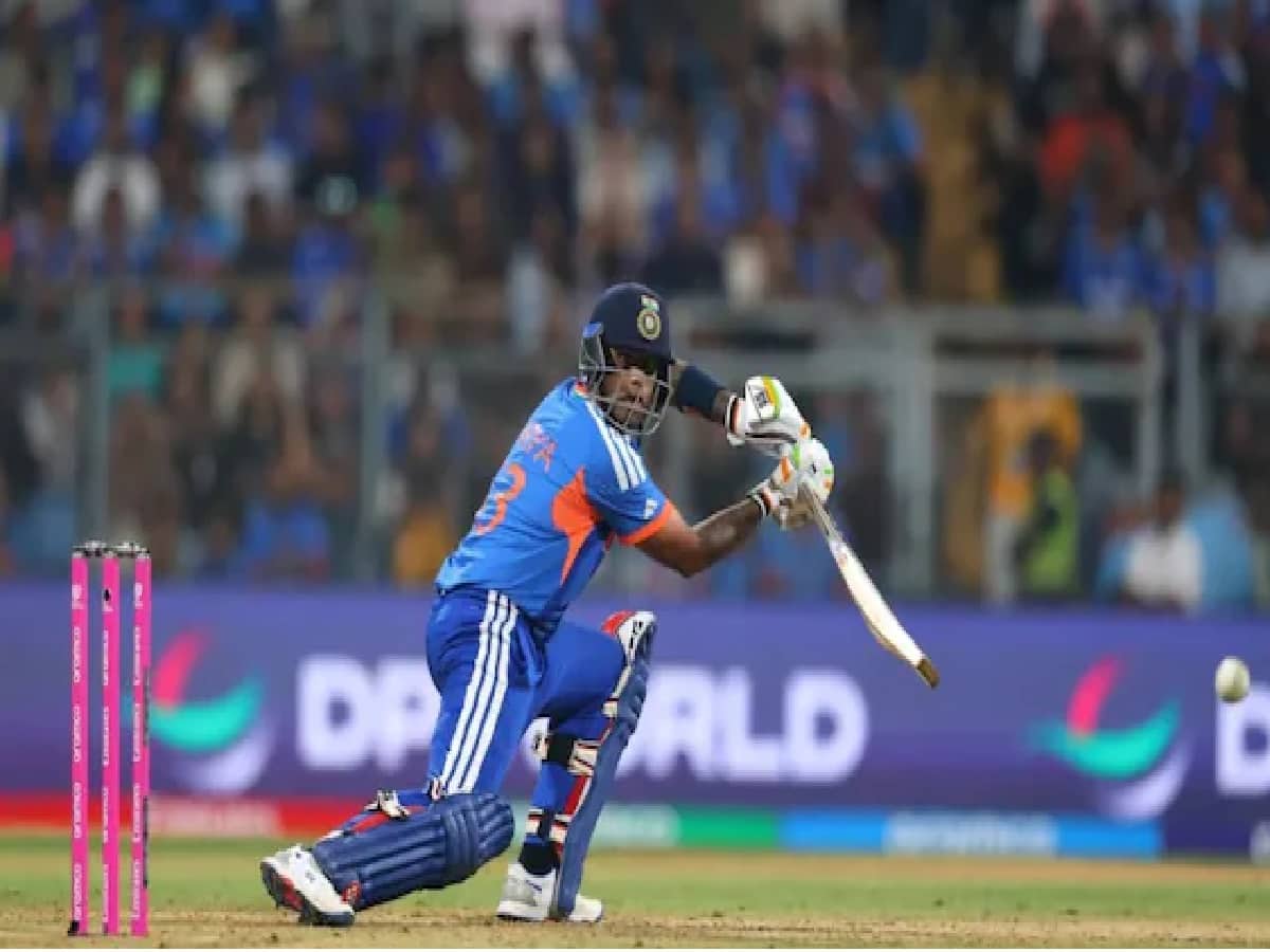 সূর্যকুমার যাদবের হাফ সেঞ্চুরি