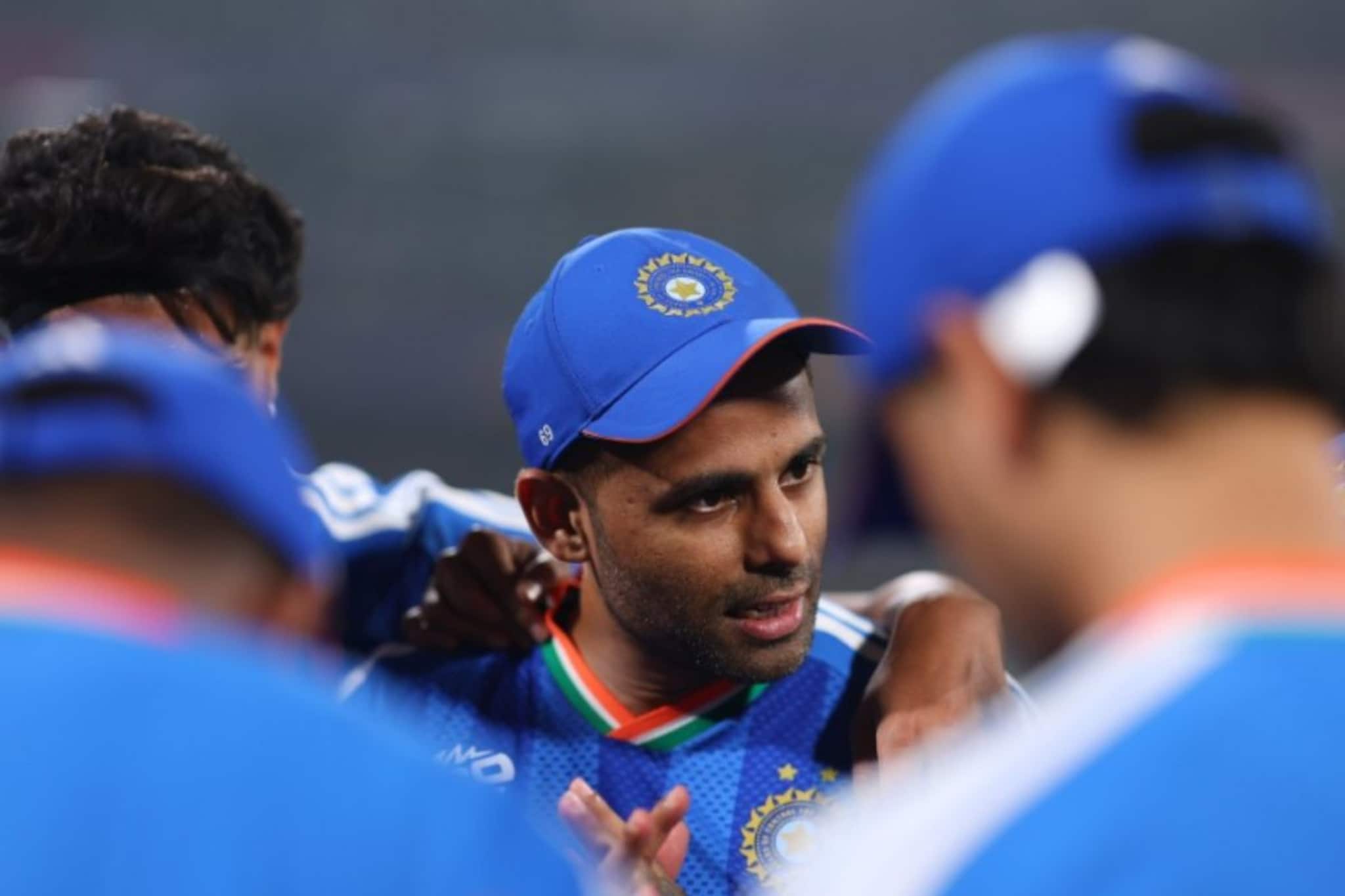 ভারতীয় টি-২০ বিশ্বকাপের দলে পরিবর্তন? দলে ঢোকার দৌড়ে ৩ তারকা! জেনে নিন বিস্তারিত