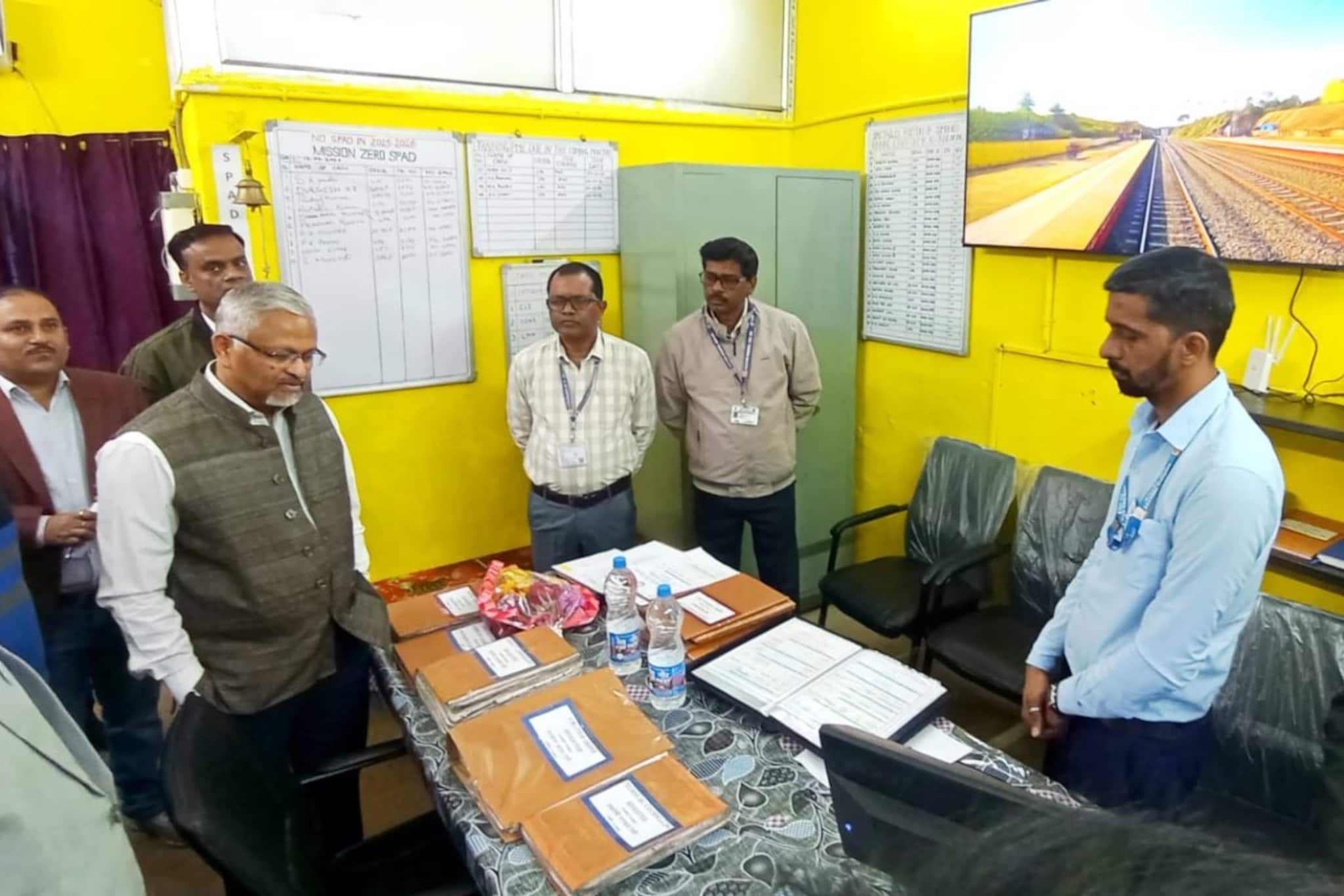 রামপুরহাট থেকে আসানসোল-মালদহ রেলপথে বাড়তি নজরদারি, বড় কাজ শুরু পূর্ব রেলের