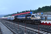 Indian Railway: হোলিতে বাড়ি ফেরার দুশ্চিন্তা শেষ! চারটি হোলি স্পেশ্যাল ট্রেনের ঘোষণা পূর্ব রেলওয়ের