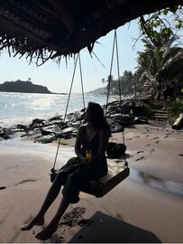 তামিল এই অভিনেত্রী ডেটিংয়ের প্রথম মাসের মধ্যেই গর্ভবতী হয়েছিলেন ! তারপর বিয়ে করেছিলেন