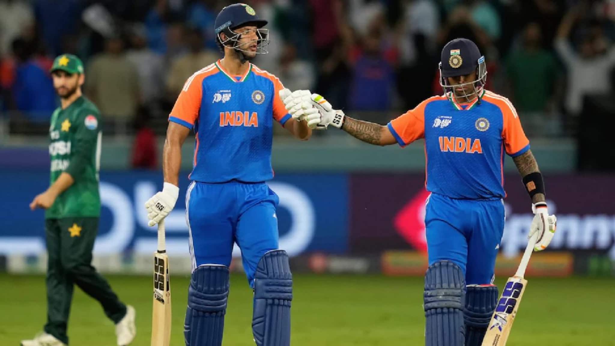 T20 World Cup 2026: বিশ্বকাপের মাঝেই ভারতীয় দলে বিরাট পরিবর্তন! দল থেকে বাদ অভিষেক শর্মা-সহ তিন তারকা