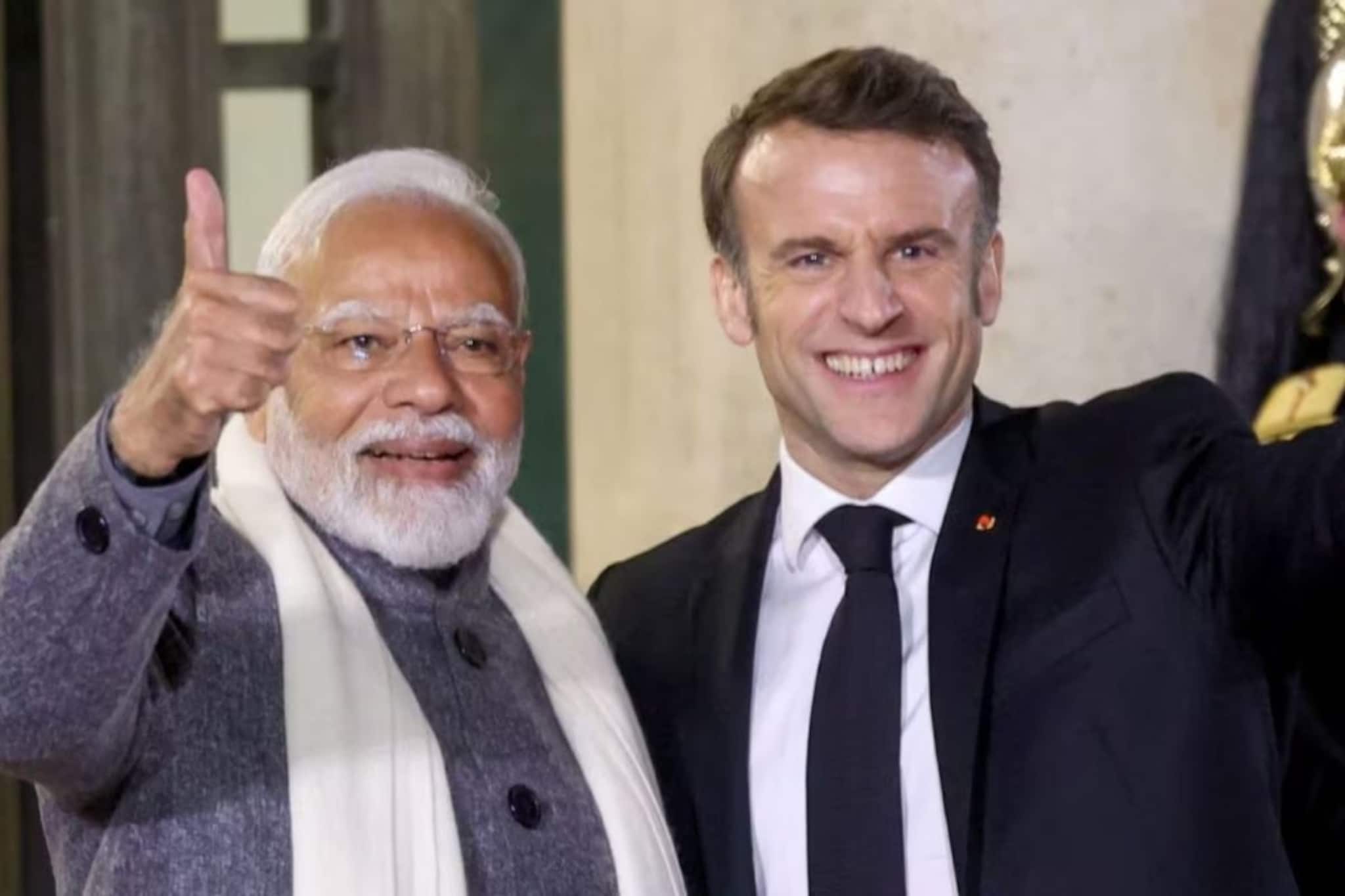 মুম্বইতে ম্যাক্রোঁ! ৩ দিনের ভারত সফরে ফ্রান্সের প্রেসিডেন্ট, স্বাগত জানালেন মোদি মুম্বইতে ম্যাক্রোঁ! ৩ দিনের ভারত সফরে ফ্রান্সের প্রেসিডেন্ট, স্বাগত জানালেন মোদি
