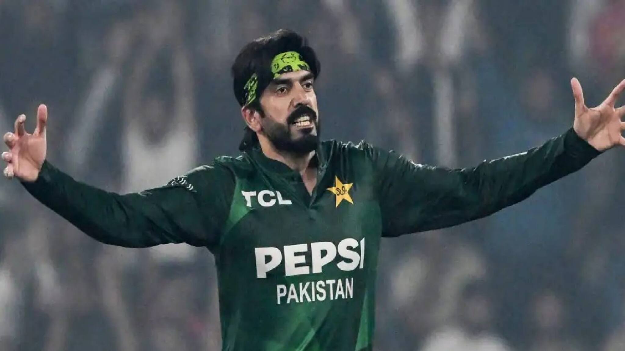 Usman Tariq : পেঁয়াজ কাটতেন হোটেলে, এখন পাকিস্তানের 'সেরা' স্পিনার! উসমান তারিকের জীবন বদলে যায় ধোনির জন্য!