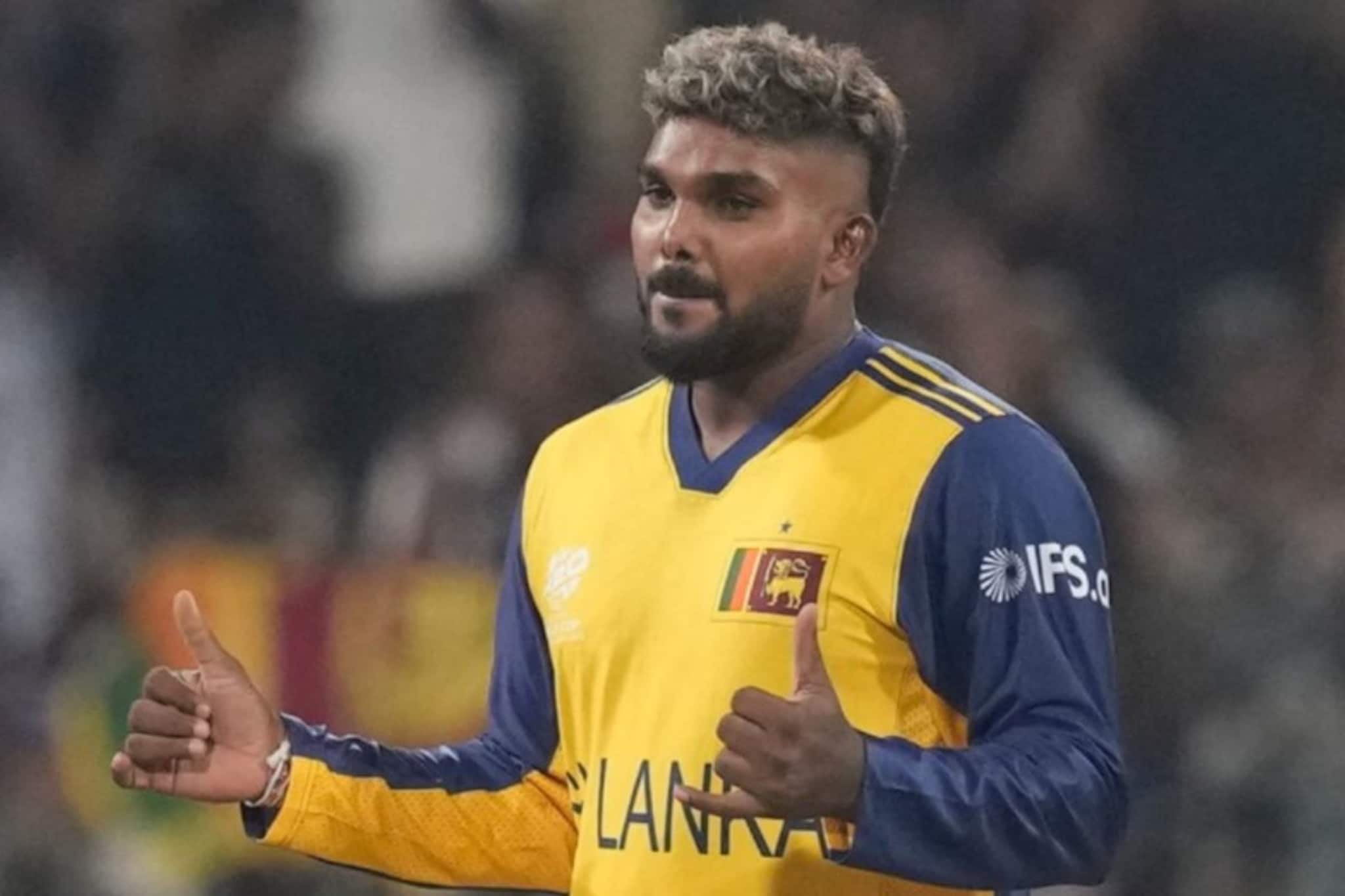 প্রথম ম্যাচেই একের পর এক রেকর্ড ভাঙলেন হাসরাঙ্গা, পিছনে ফেললেন আফ্রিদি-মালিঙ্গাদের