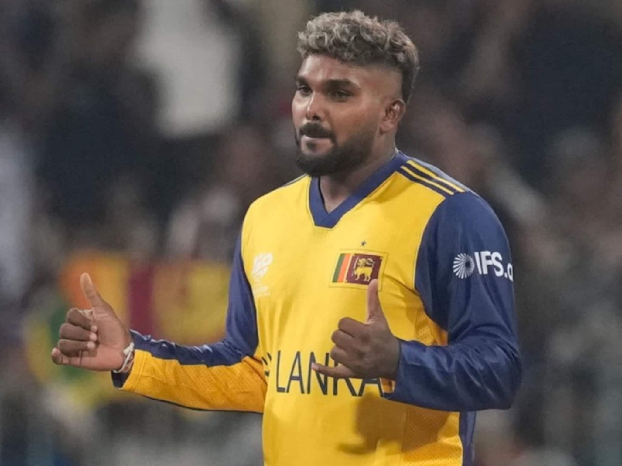 প্রথম ম্যাচেই একের পর এক রেকর্ড ভাঙলেন হাসরাঙ্গা, পিছনে ফেললেন আফ্রিদি-মালিঙ্গাদের