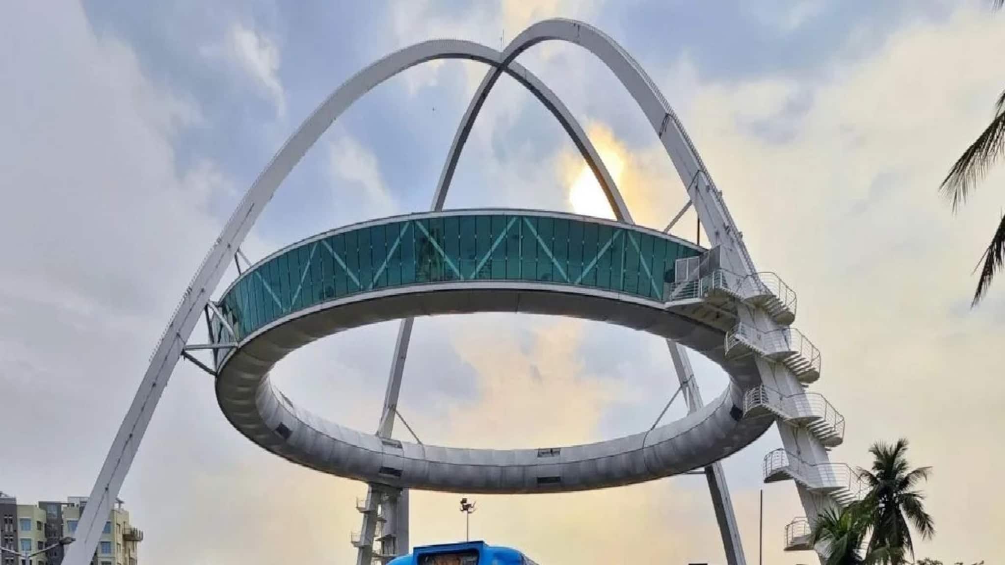 IMD Weather Alert: শুক্রবার দিনভর কলকাতা-সহ উত্তর, দক্ষিণবঙ্গে কেমন থাকবে আবহাওয়া? দুপুর গড়ালে বদলাবে পরিস্থিতি? জানিয়ে দিল আলিপুর