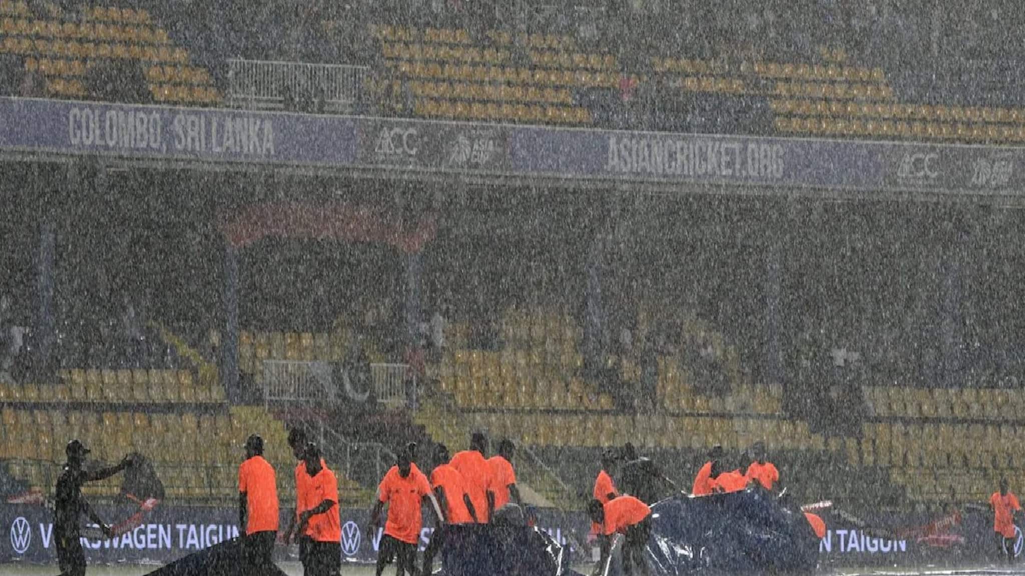 Weather Alert: বঙ্গোপসাগরে নিম্নচাপ তৈরির পরিস্থিতি, ভারত বনাম পাকিস্তান ম্যাচে গেমচেঞ্জার আবহাওয়াই, শ্রীলঙ্কান হাওয়া অফিসের অ্যালার্ট জারি