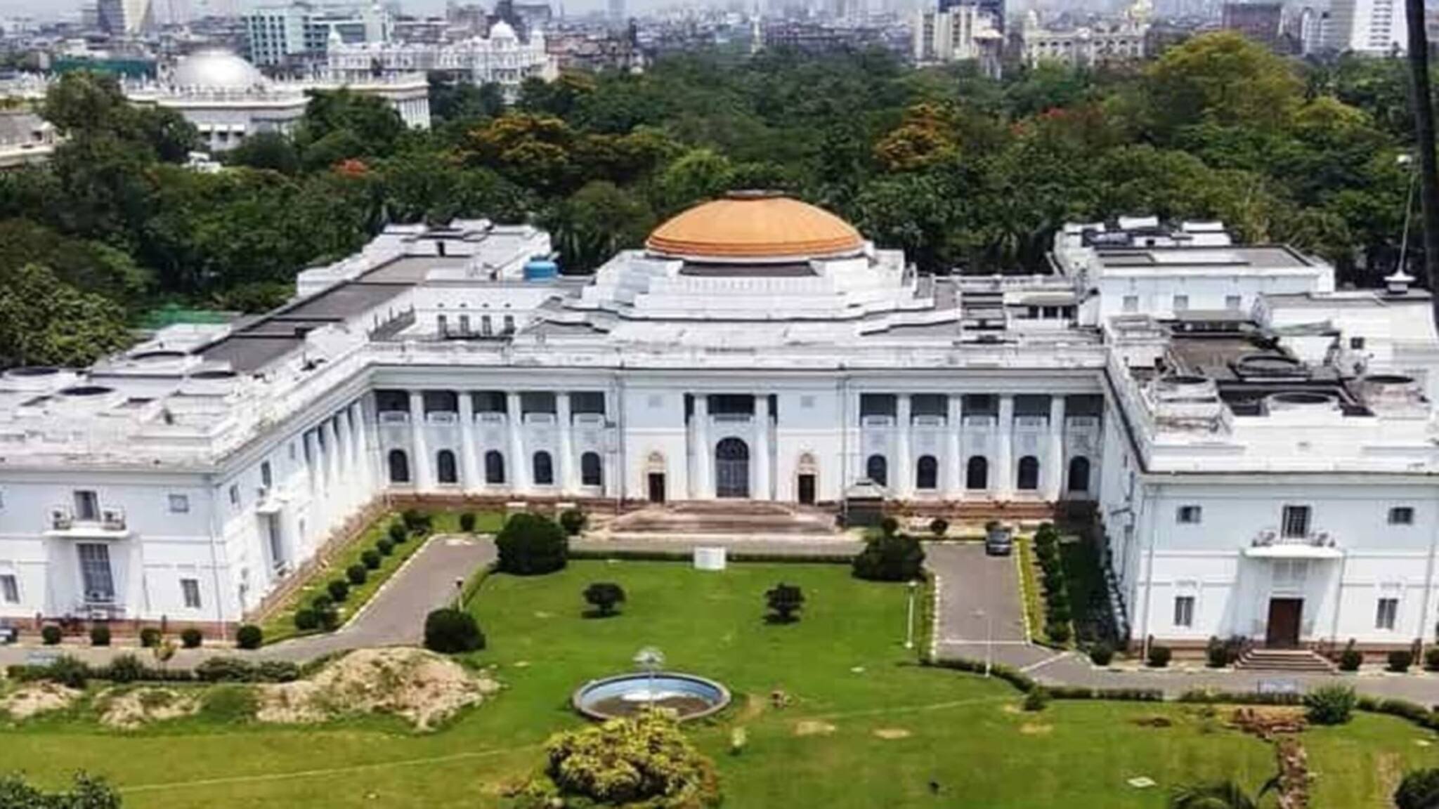 গত ৫ বছরে ক্রমশ কমেছে বিধানসভা পরিচালনার দিন ! সপ্তদশ বিধানসভার কী ছবি? দেখে নিন