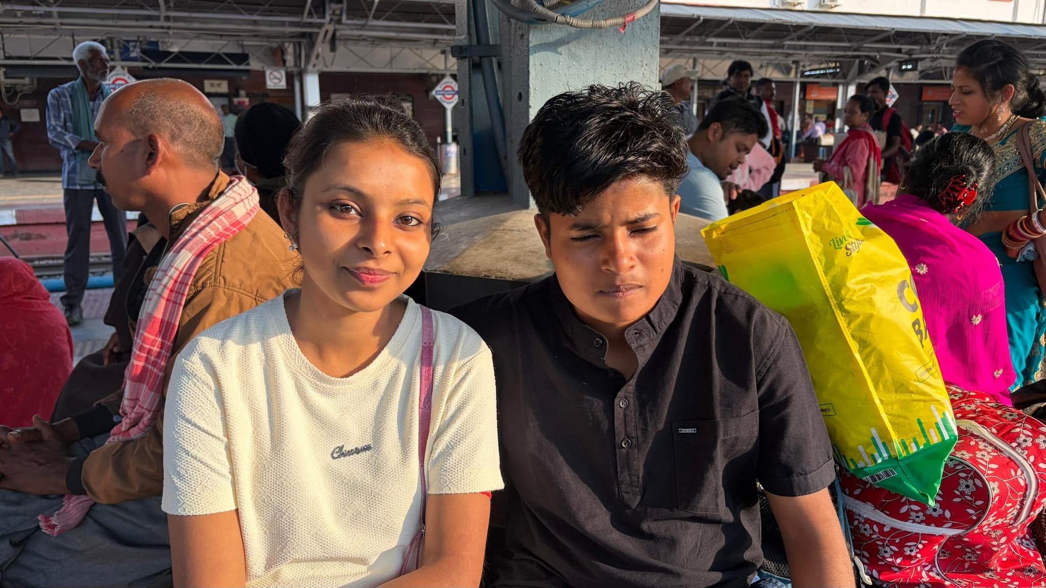 বিহারের তরুণীর প্রেমে বীরভূমের গৃহবধূ! স্বামী, সন্তান ছেড়ে ডিভোর্সের আবেদন রামপুরহাট আদালতে