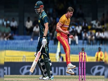 Aus vs Zim: অস্ট্রেলিয়া জিম্বাবোয়ের কাছে হারল ২৩ রানে Aus vs Zim: অস্ট্রেলিয়া জিম্বাবোয়ের কাছে হারল ২৩ রানে