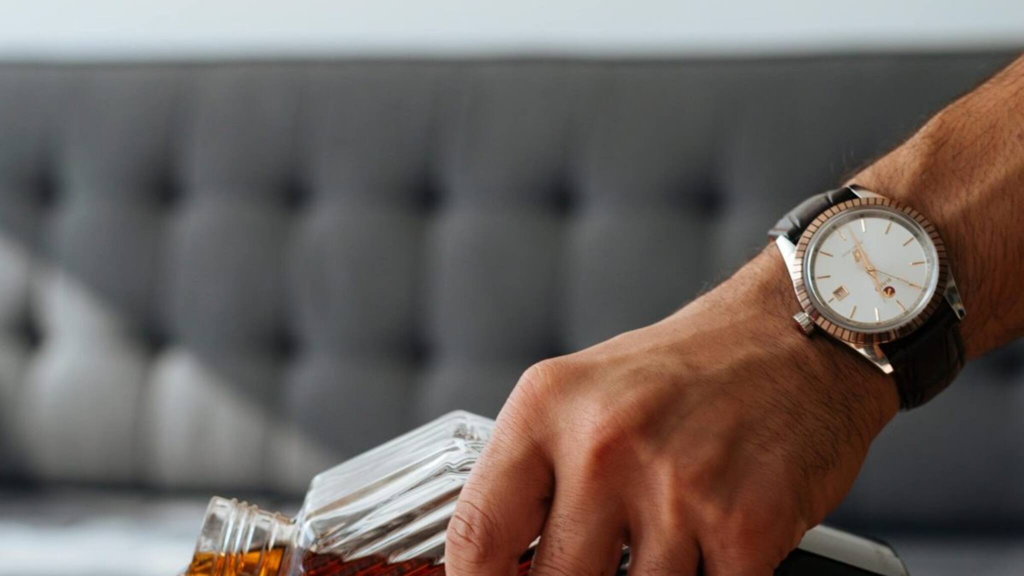 Union Budget 2026: সিগারেটের পর মদের দামও বাড়ছে, বাজেটে ঠিক কী বলা হল? দেখুন ভিডিও