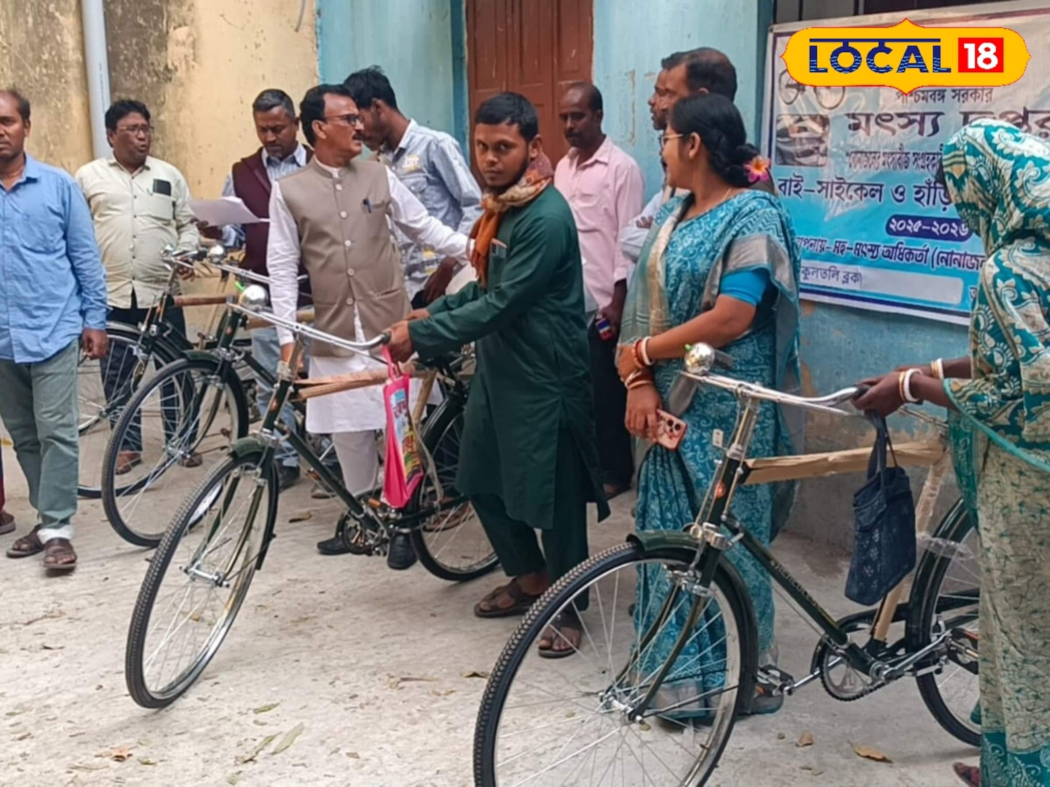 জঙ্গল-জল বাদেও রোজগার! সুন্দরবনের ঘরে ঘরে এখন বিকল্প আয়ের জোয়ার