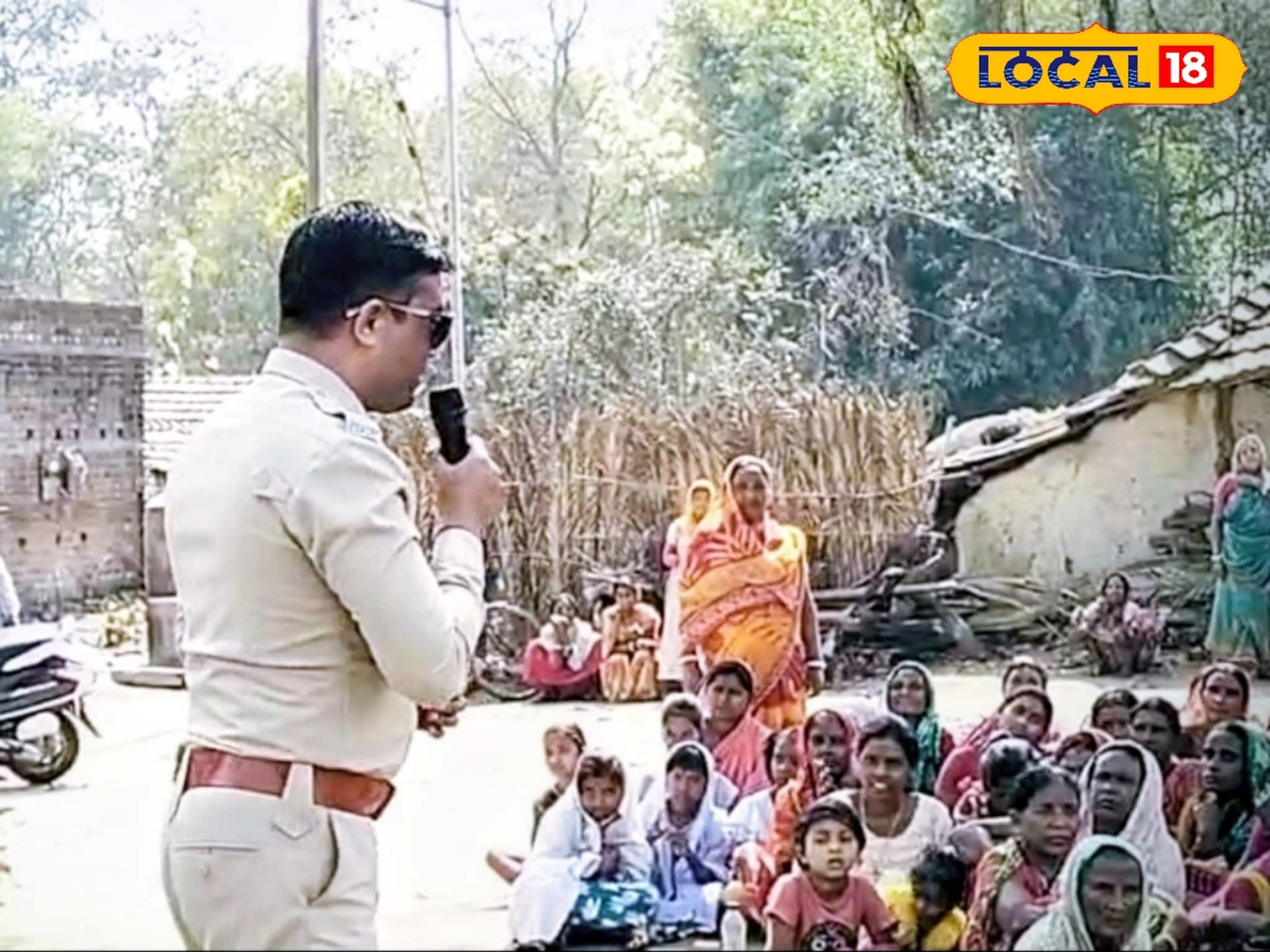 আধার কার্ড থেকে মোবাইল হারানো, গ্রামের বসেই অভিযোগ শুনছেন পুলিশ আধিকারিকরা