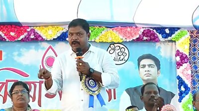 তৃণমূল জেলা সভাপতির মানবিক মুখ