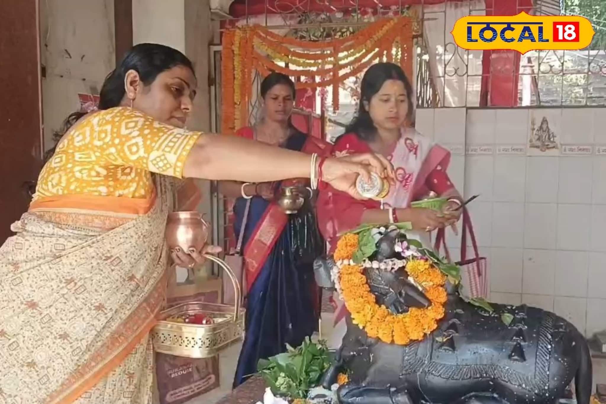 তিল ধারণের জায়গা নেই, ফুল আর রঙিন আলোয় মায়াবী সাজ বক্রেশ্বরে! বীরভূমের শিবপীঠে রেকর্ড ভিড়