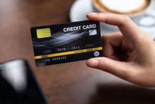 Credit Card Limit: অনেক দিন হয়ে গেল কিন্তু আপনার ক্রেডিট কার্ডের সীমা বাড়েনি? এই ৫ ধাপ মেনে চলুন