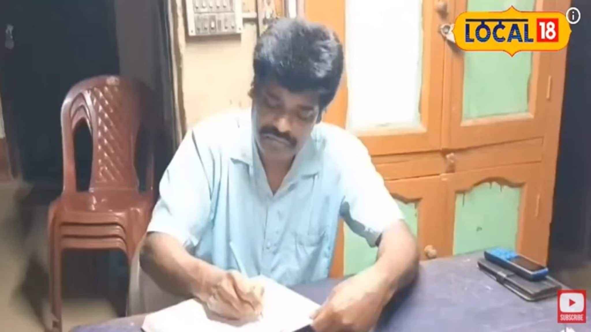 মাইক্রোফোনে ‘হ্যালো’ দিয়ে শুরু,আজ বাংলা-ওড়িশার জনপ্রিয় কণ্ঠশিল্পী তিনি মাইক্রোফোনে ‘হ্যালো’ দিয়ে শুরু,আজ বাংলা-ওড়িশার জনপ্রিয় কণ্ঠশিল্পী তিনি