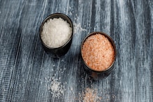 Iodine Deficiency: সুস্থ থাকতে 'আয়োডাইজড' নুন ছেড়ে 'পিংক সল্ট' খাচ্ছেন? হিতে বিপরীত হচ্ছে, আয়োডিনের ঘাটতিতে যে যে ভয়ঙ্কর অসুখ বাসা বাঁধছে, সাবধান করলেন চিকিৎসক