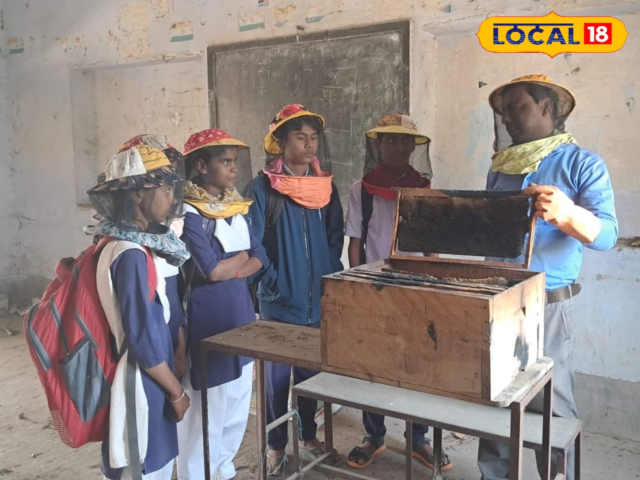 চাকরি খুঁজে সময় নষ্ট করার দিন শেষ, কোটি টাকার ব্যবসা শেখাচ্ছে স্কুল! ভাগ্য ফিরেছে অনেকের