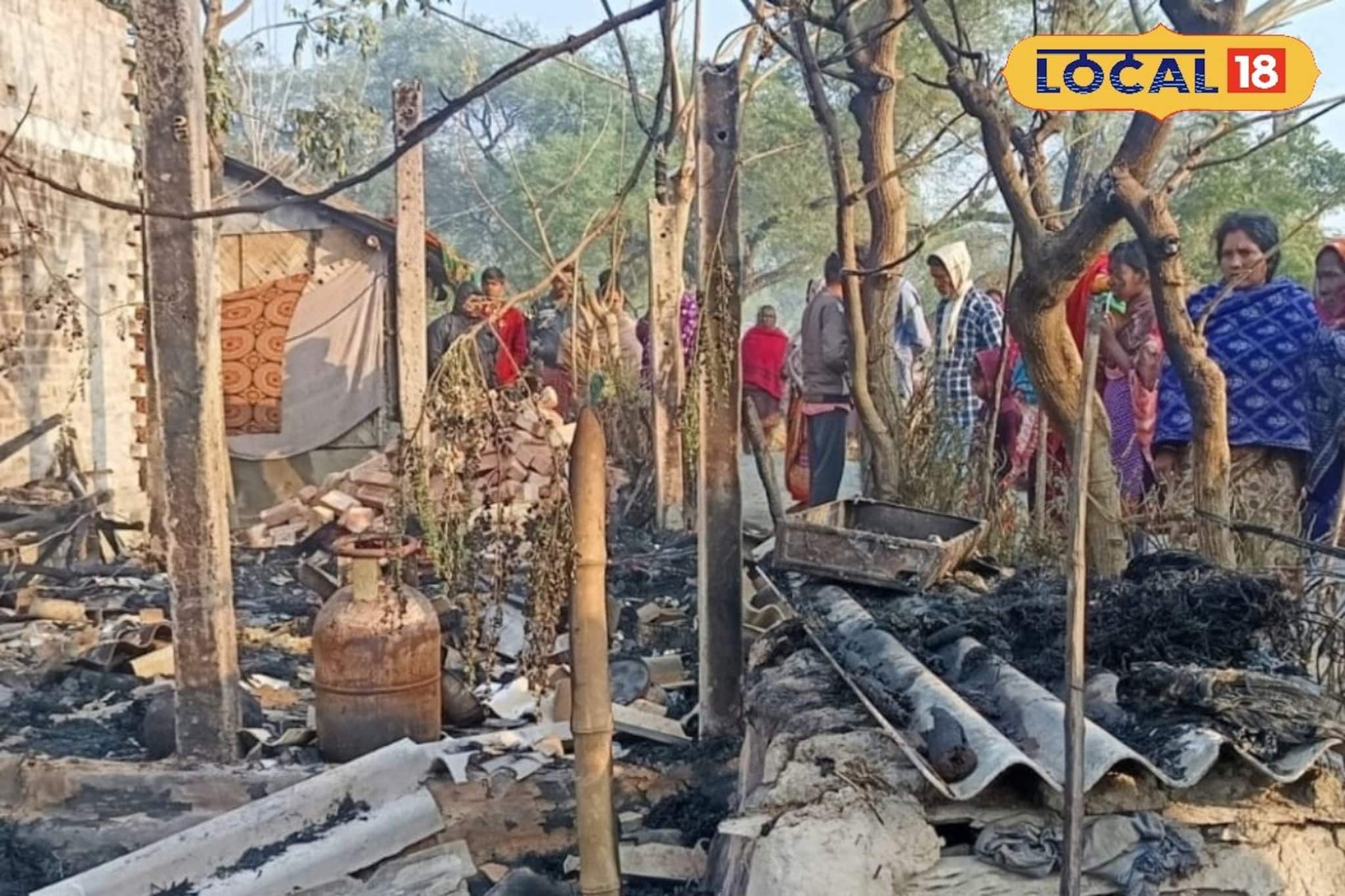 রাতের অন্ধকারে বিধ্বংসী অগ্নিকাণ্ড উত্তর ২৪ পরগনায়, পুড়ে খাক দোকান-বাড়িঘর