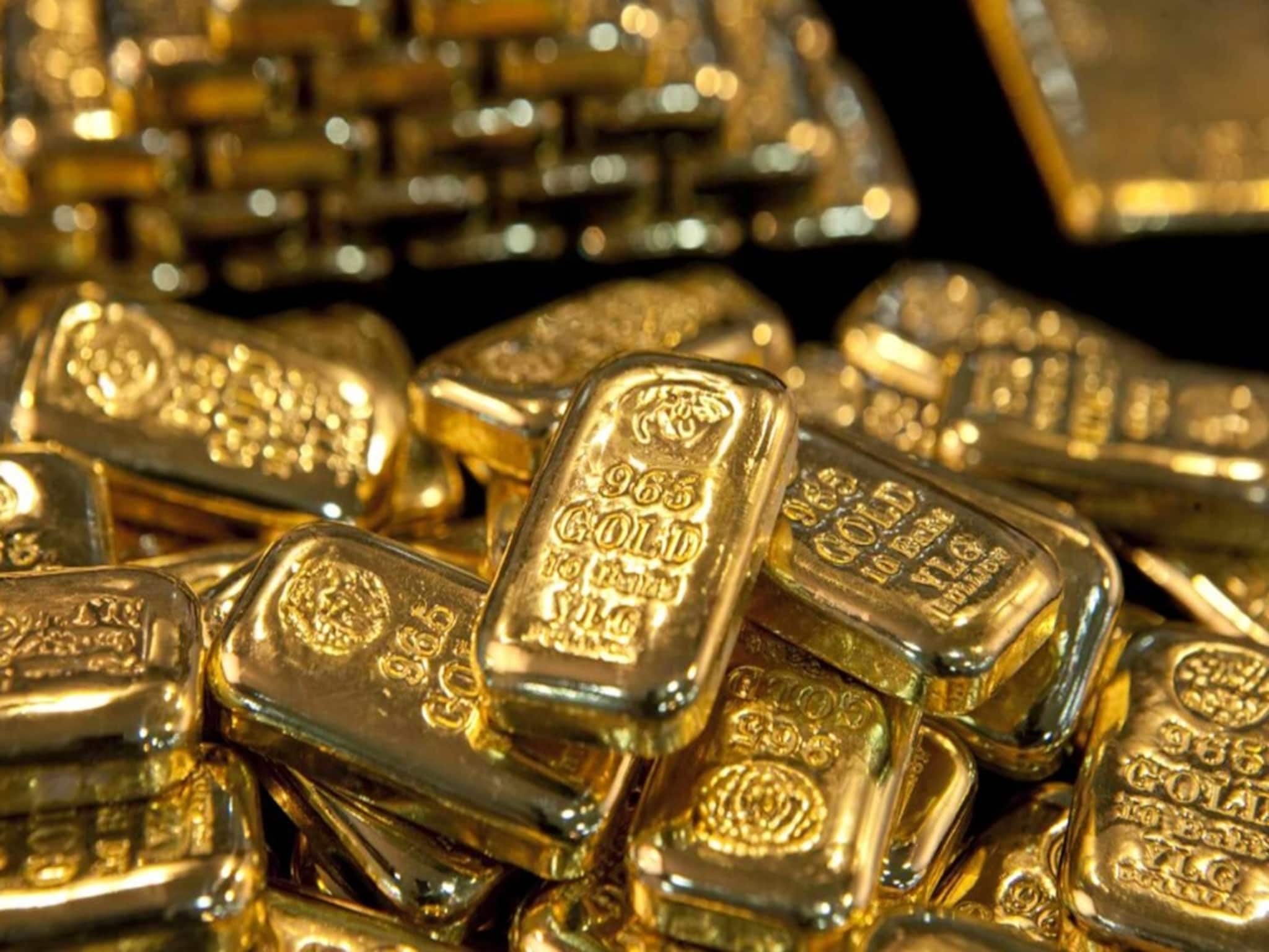 এই ৫ দেশ থেকে ভারতে আসে প্রচুর সোনা, শীঘ্রই নাকি দামে আসবে ব্যাপক বদল! তৈরি থাকুন এই ৫ দেশ থেকে ভারতে আসে প্রচুর সোনা, শীঘ্রই নাকি দামে আসবে ব্যাপক বদল! তৈরি থাকুন