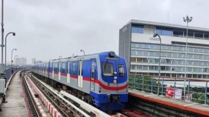 সুপ্রিম কোর্টে , চিংড়িহাটা রুট নির্মাণে আরও জট সুপ্রিম কোর্টে , চিংড়িহাটা রুট নির্মাণে আরও জট