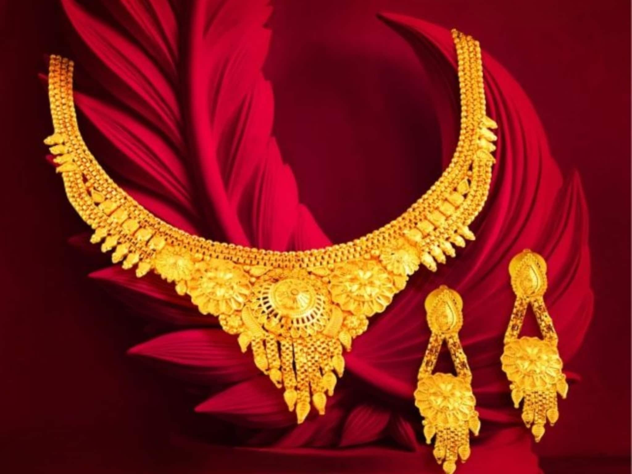 MCX রুপোর দাম ৮.৮% এবং সোনার দাম ১.৫% কমেছে, ৫ ফেব্রুয়ারি কত হল সোনার দাম দেখে নিন