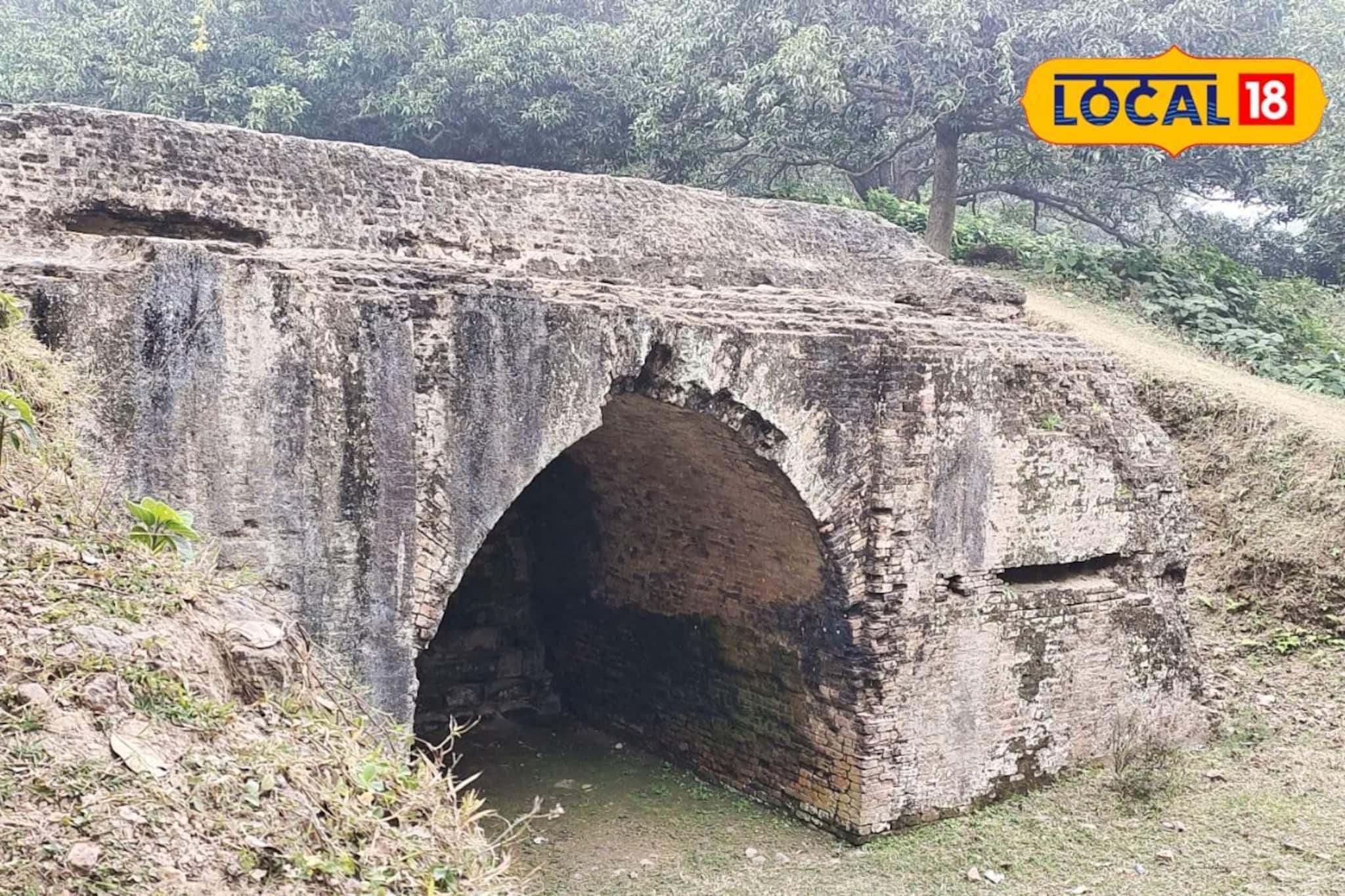 মালদহ ভ্রমণে গিয়ে মিস করবেন না!গৌড়ের এই প্রাচীন জাহাজ ঘাট না দেখলে আপনার সফর থাকবে অপূর্ণ