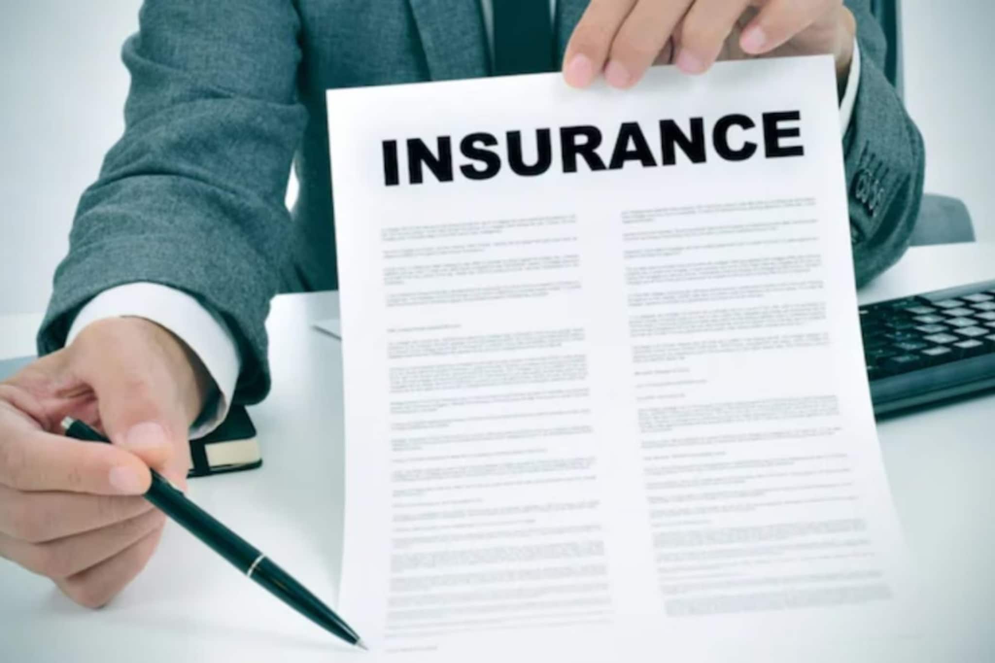 স্বাস্থ্য বিমা বনাম চিকিৎসার জরুরি তহবিল, জানুন কোনটি ভাল