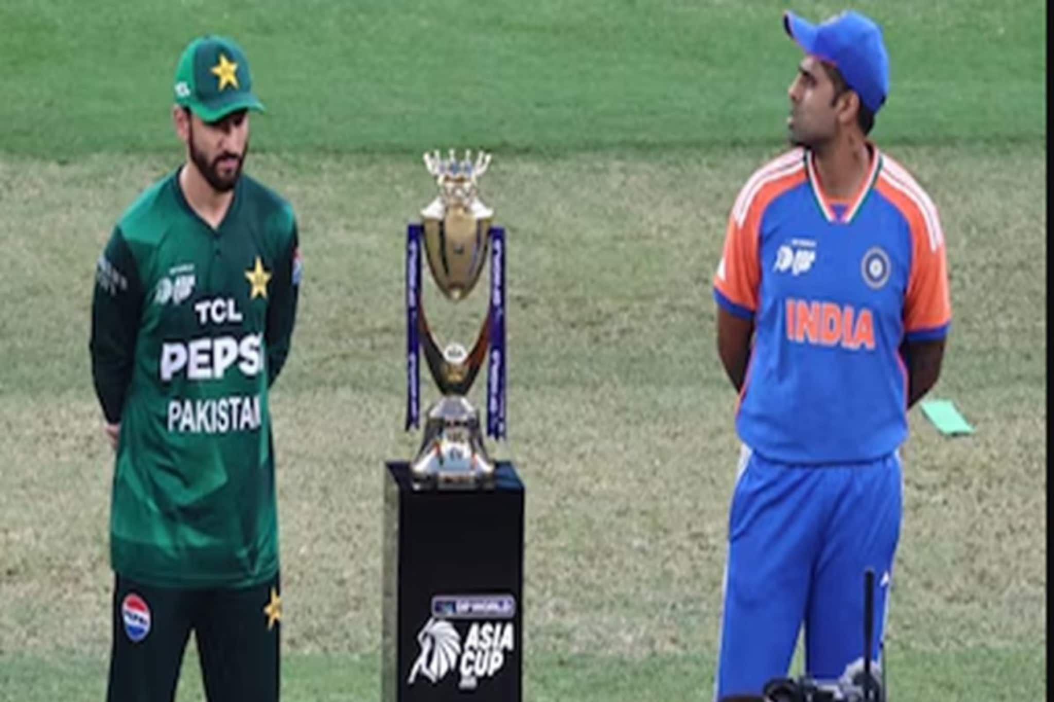 India vs Pakistan Update: রবিবার কলম্বোয় ভারতের বিরুদ্ধে মাঠে নামছে পাকিস্তান! পিসিবি-কে নির্দেশ শাহবাজ শরিফ সরকারের