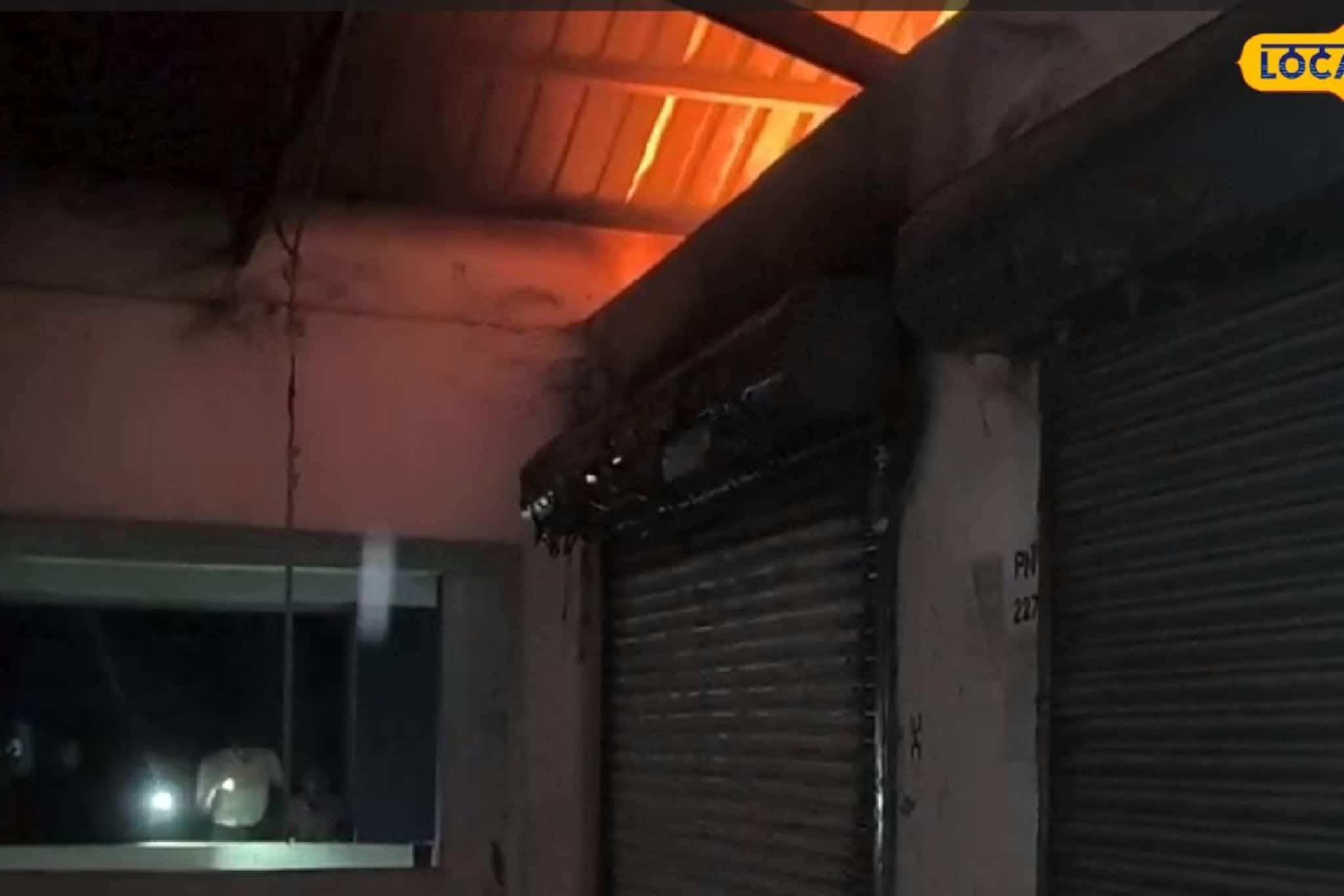 লক্ষাধিক টাকার ওষুধ নষ্ট, ব্যস্ত বাজারে চোখের সামনে পুড়ে খাক পায়কারি দোকান! একমাসে দু'বার