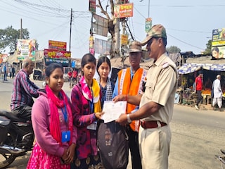 দেবদূত হয়ে হাজির পুলিশ!