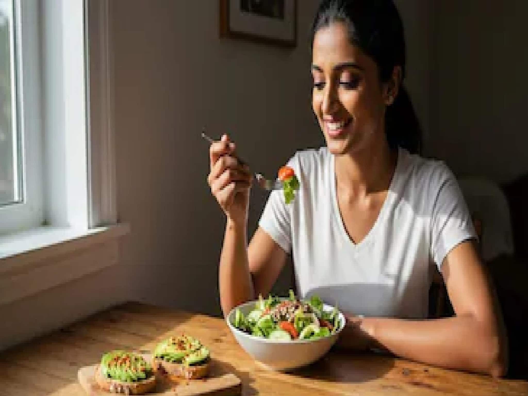 ওজন কমাতে খাবার 'স্কিপ' করছেন? এতে কী হচ্ছে শরীরে...ভাবতেও পারবেন না! ঠিক উপায় জানুন