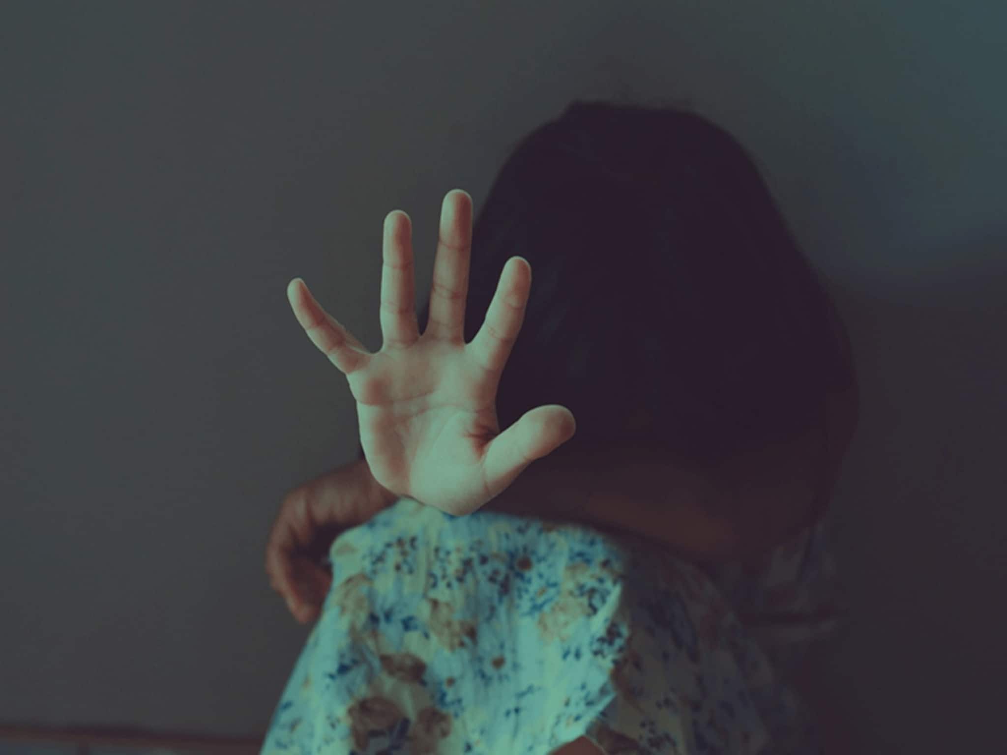 নাবালিকাকে ভয় দেখিয়ে মিথ্যা প্রতিশ্রুতি দিয়ে লাগাতার ধর্ষণ! গ্রেফতার অভিযুক্ত